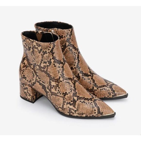 Kenneth Cole Boots Womens Size 6.5 Snake Print Pointed Toe Block Heel Zip Bootie - Picture 1 of 10